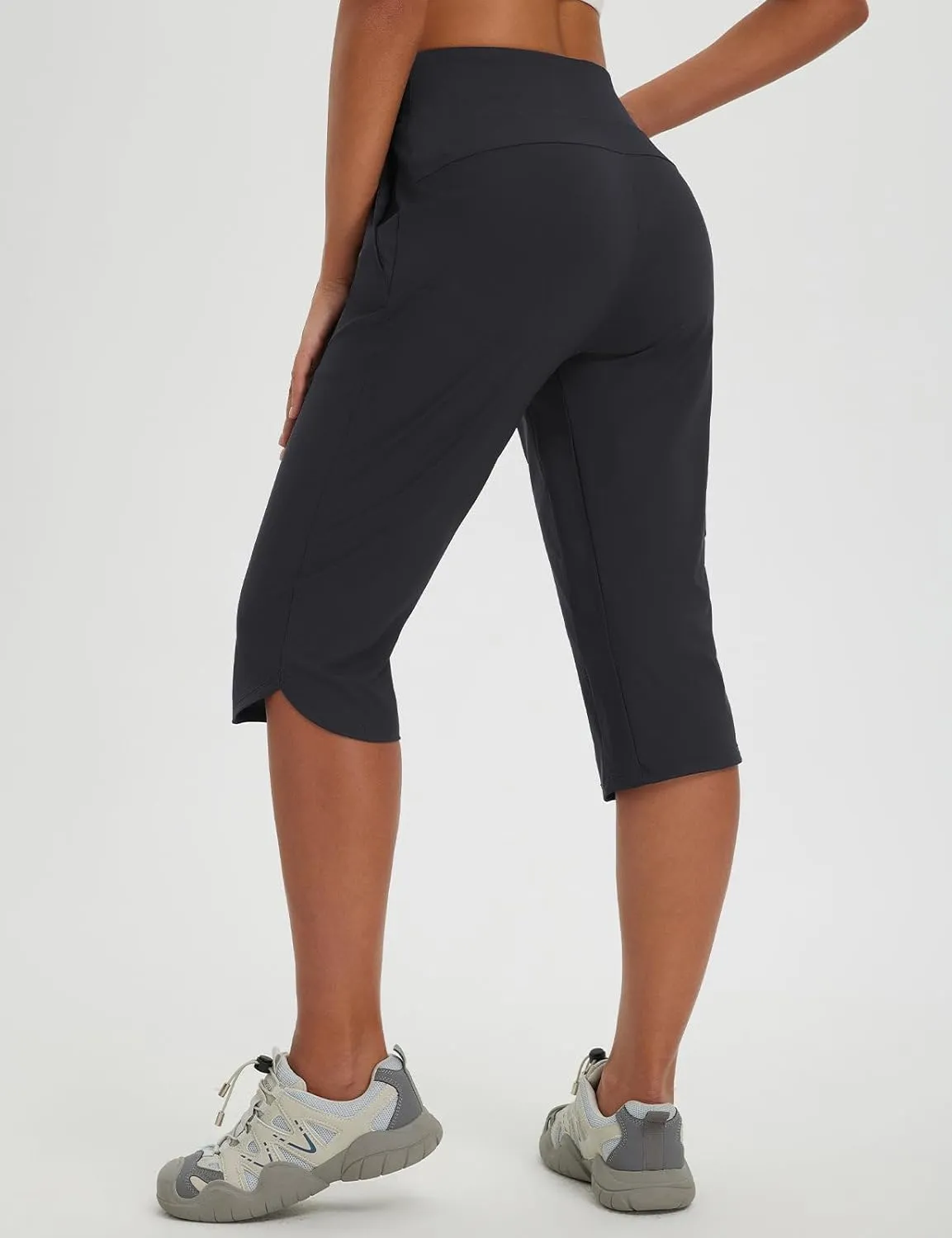 baleaf Women's 17'' Capri Pants Lighweight Cargo Capris Quick Dry Zipper Pockets Hiking Biking Casual Outdoor