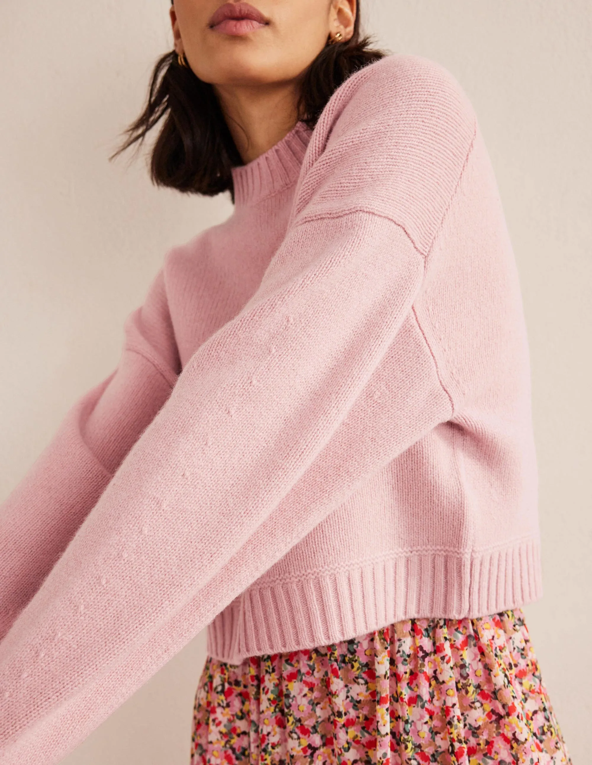 Brushed Wool Cropped Jumper-Chalky Pink