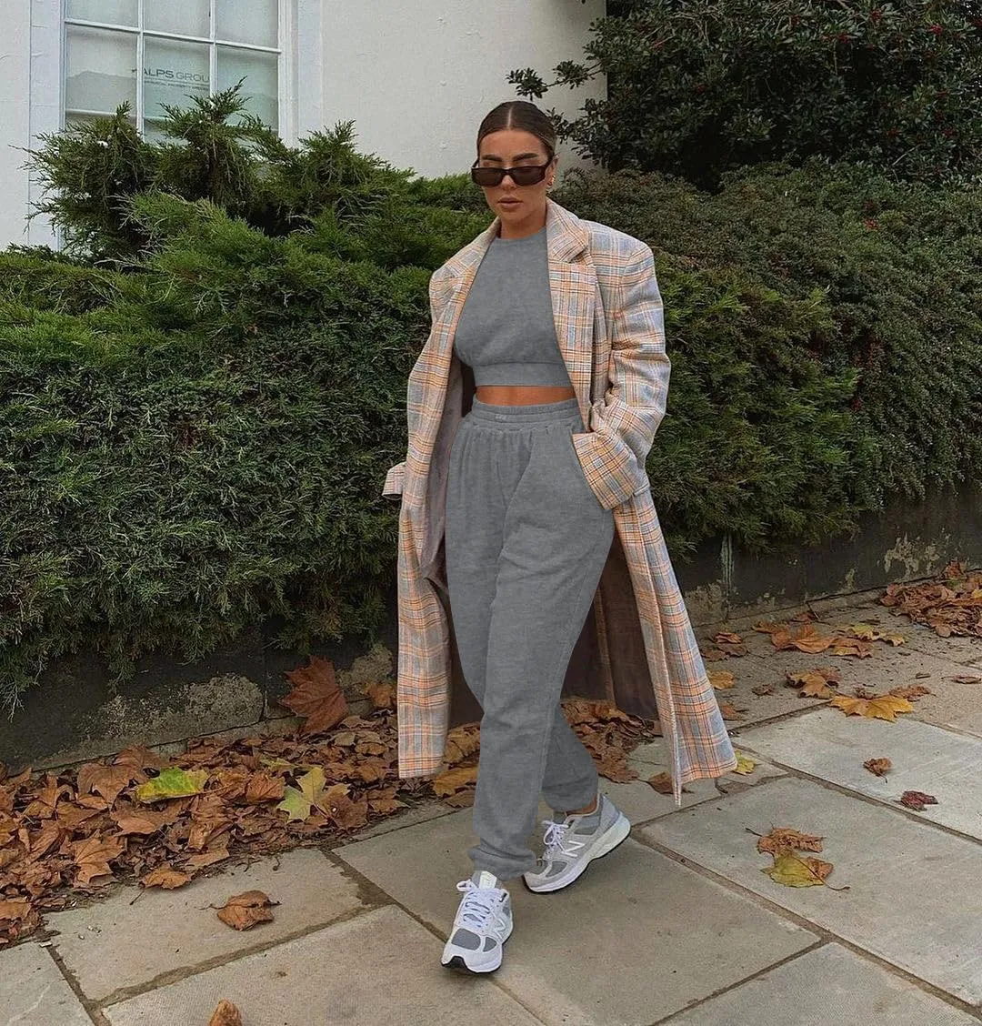 Mizoci Women's 2 Piece Outfits Lounge Jogger sets Long Sleeve Crop Top Pant Sweat Suit Tracksuit