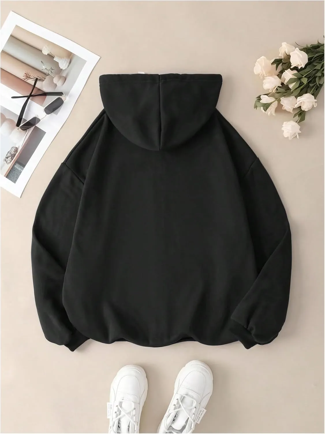 SweatyRocks Women's Sweatshirts Hoodies Graphic Print Casual Zip Up Long Sleeve Pullover Top with Pockets
